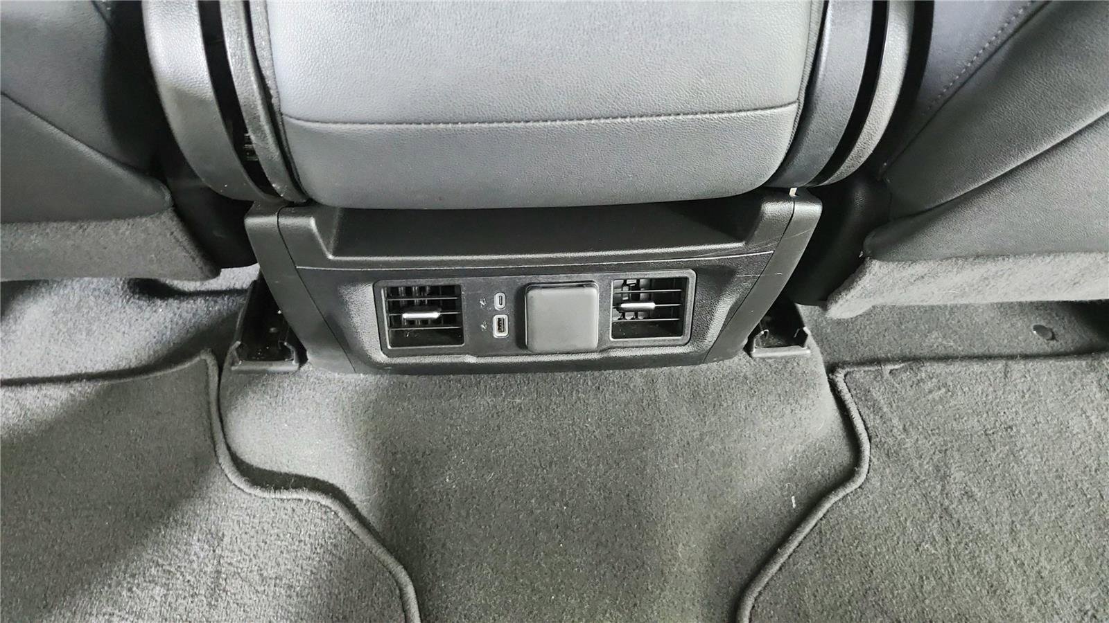 Used 2025 GMC Sierra 1500 SLT image 16