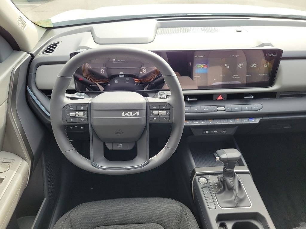 New 2027 Kia Seltos LX FWD image 18