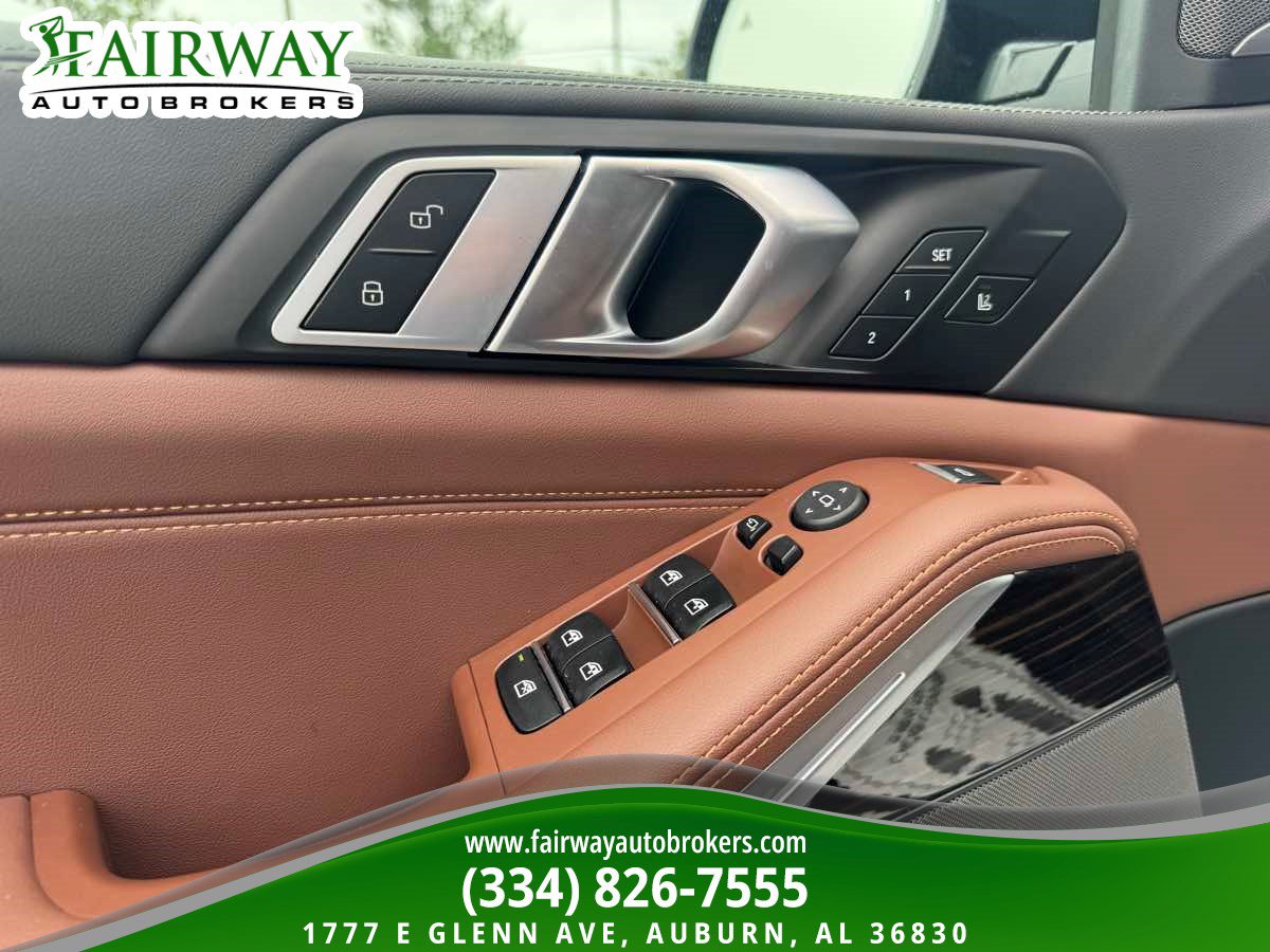 Used 2026 BMW X5 sDrive40i RWD image 15