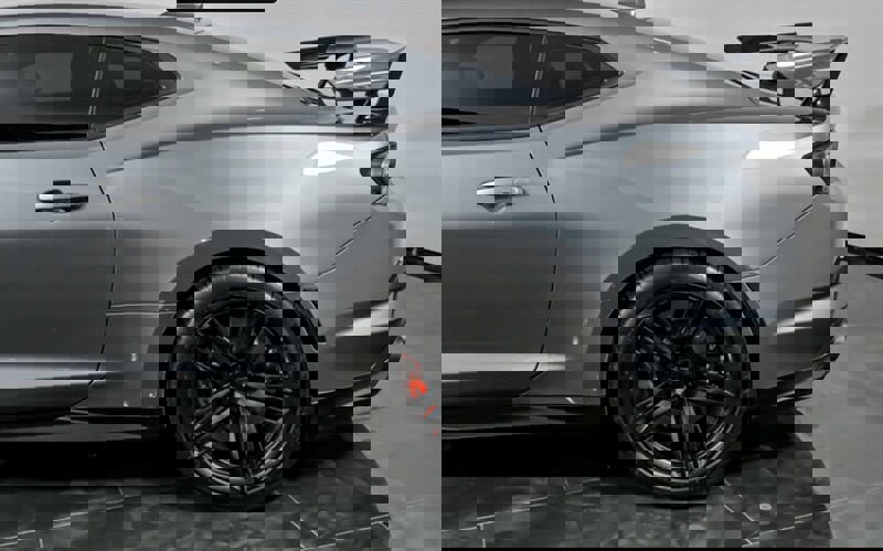 Used 2020 Chevrolet Camaro ZL1 image 8