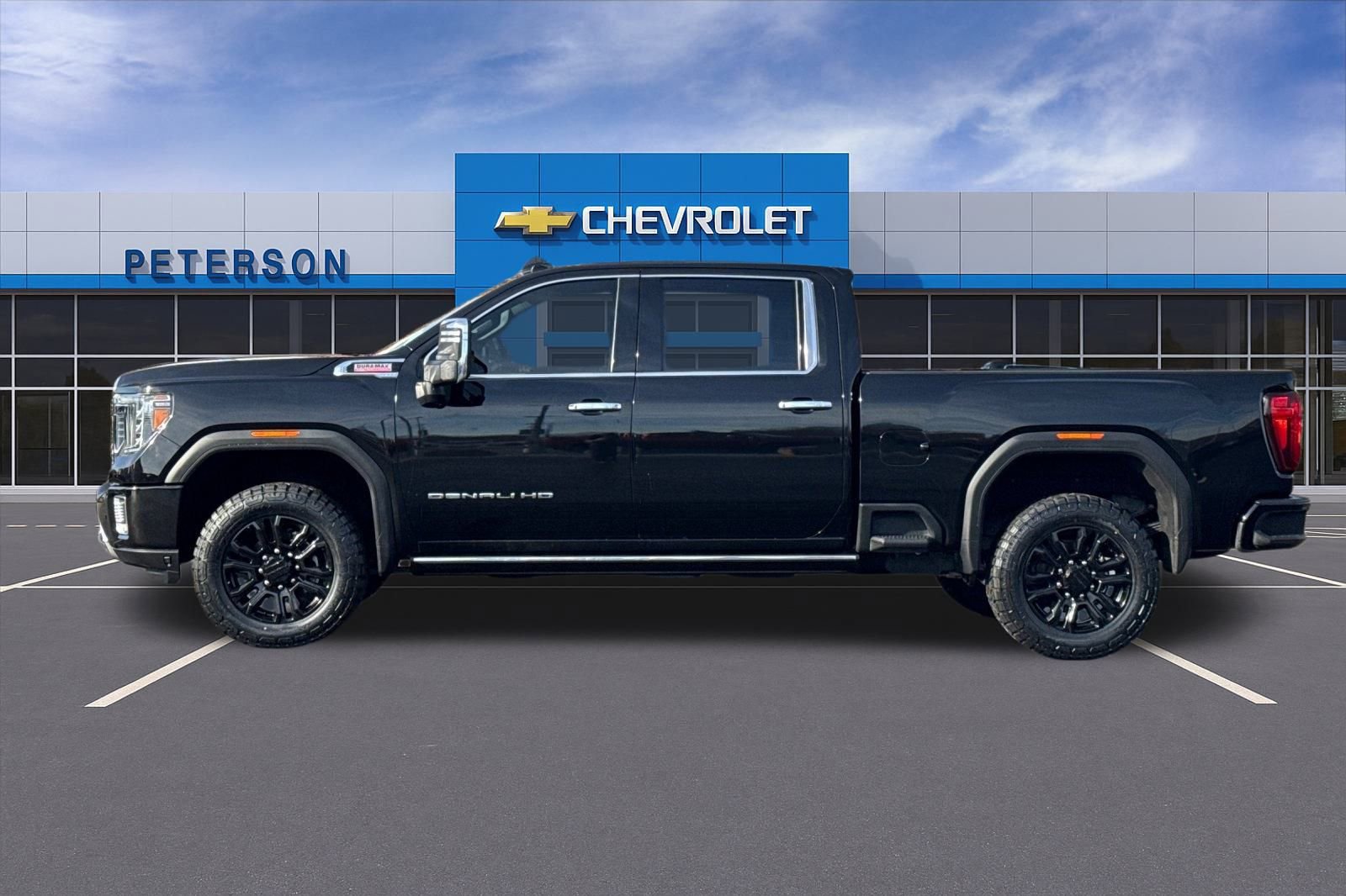 Certified 2023 GMC Sierra 3500 Denali w/ Denali Black Diamond Edition image 7