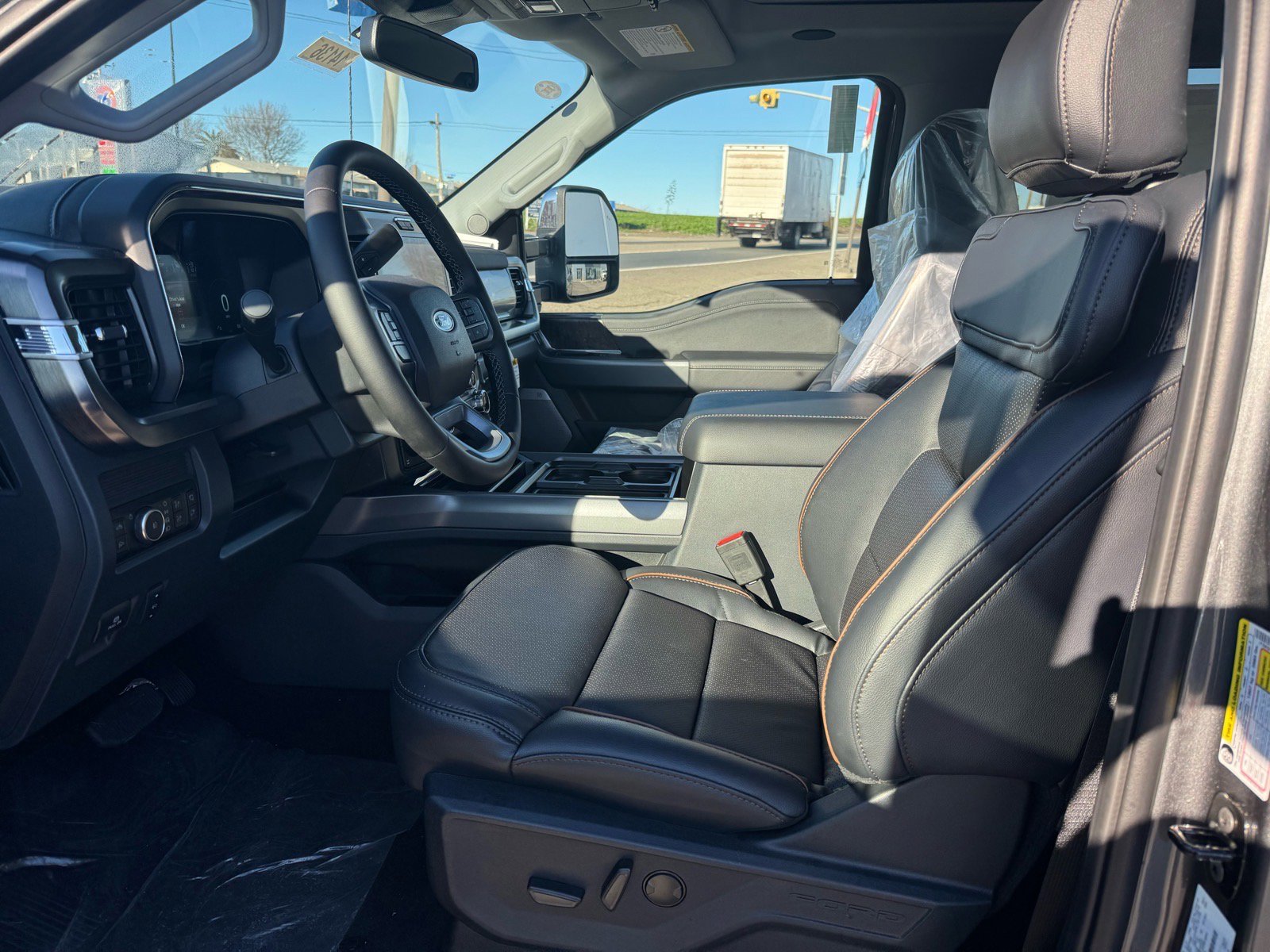 New 2026 Ford F350 Lariat w/ Lariat Ultimate Package image 9