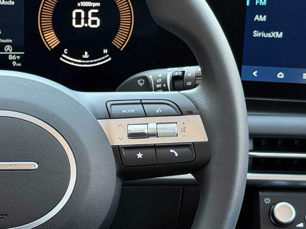 New 2026 Hyundai Tucson SE image 13