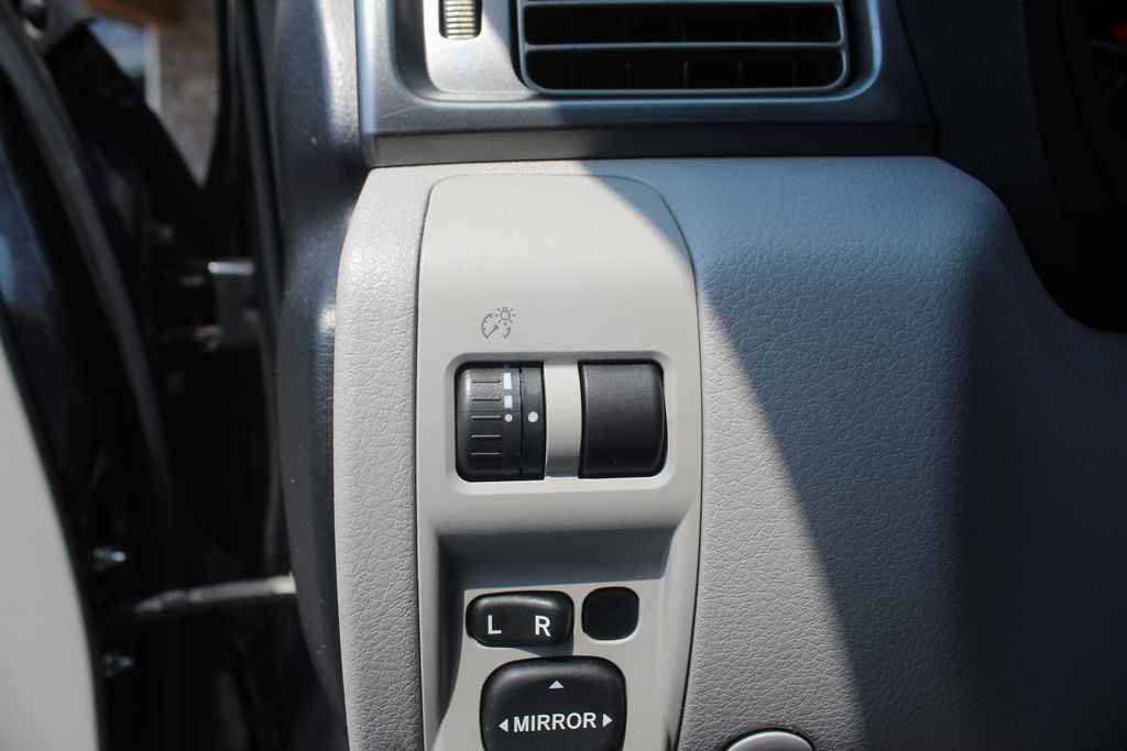 Used 2013 Subaru Forester 2.5X Premium w/ All-Weather Pkg AWD/4WD image 14