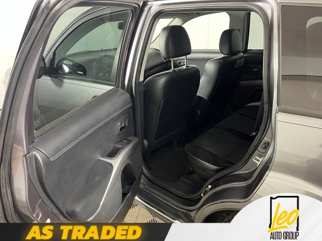 Used 2012 Mitsubishi Outlander SE AWD/4WD image 10