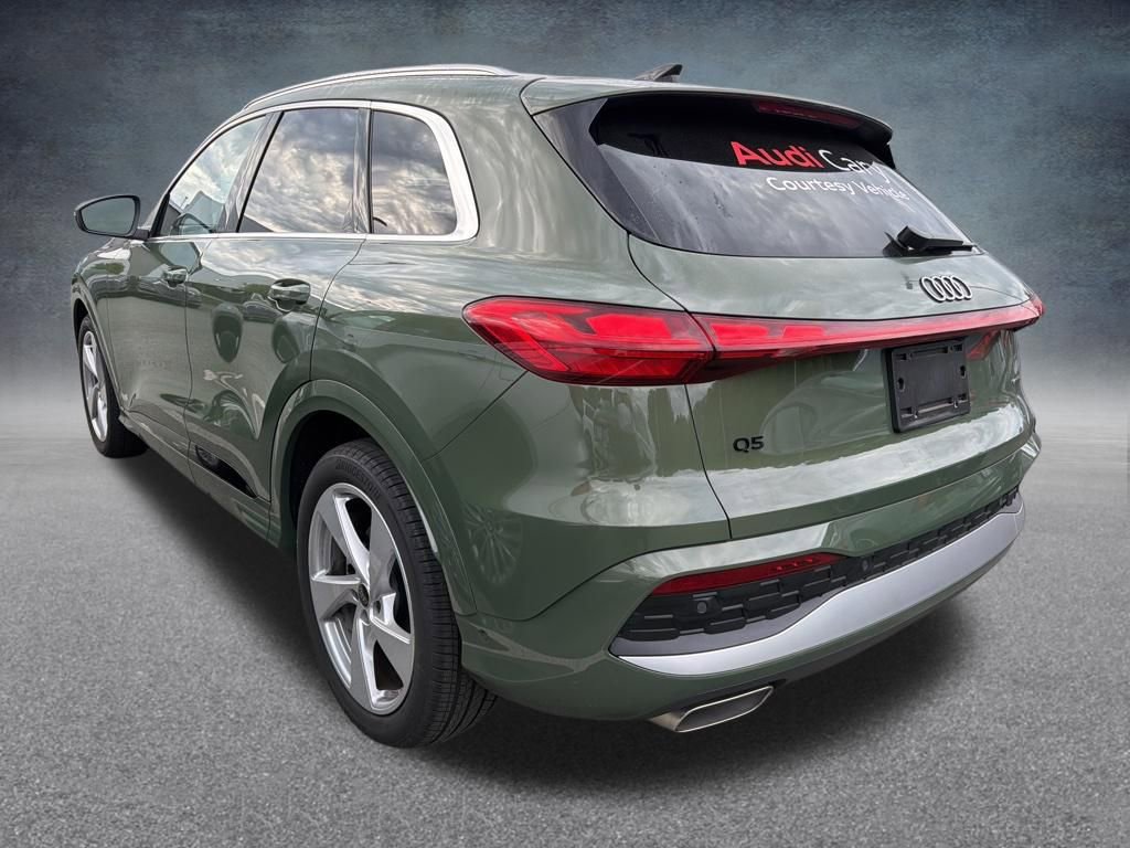 Used 2025 Audi Q5 Prestige AWD/4WD image 2