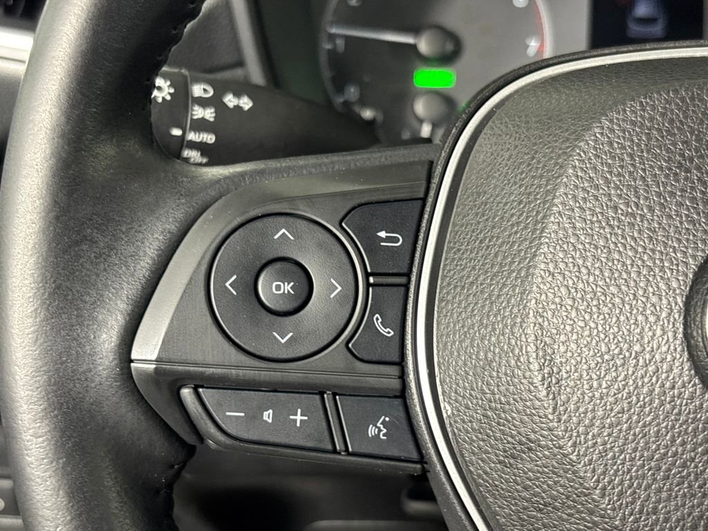 Certified 2023 Toyota Corolla Cross SE image 15