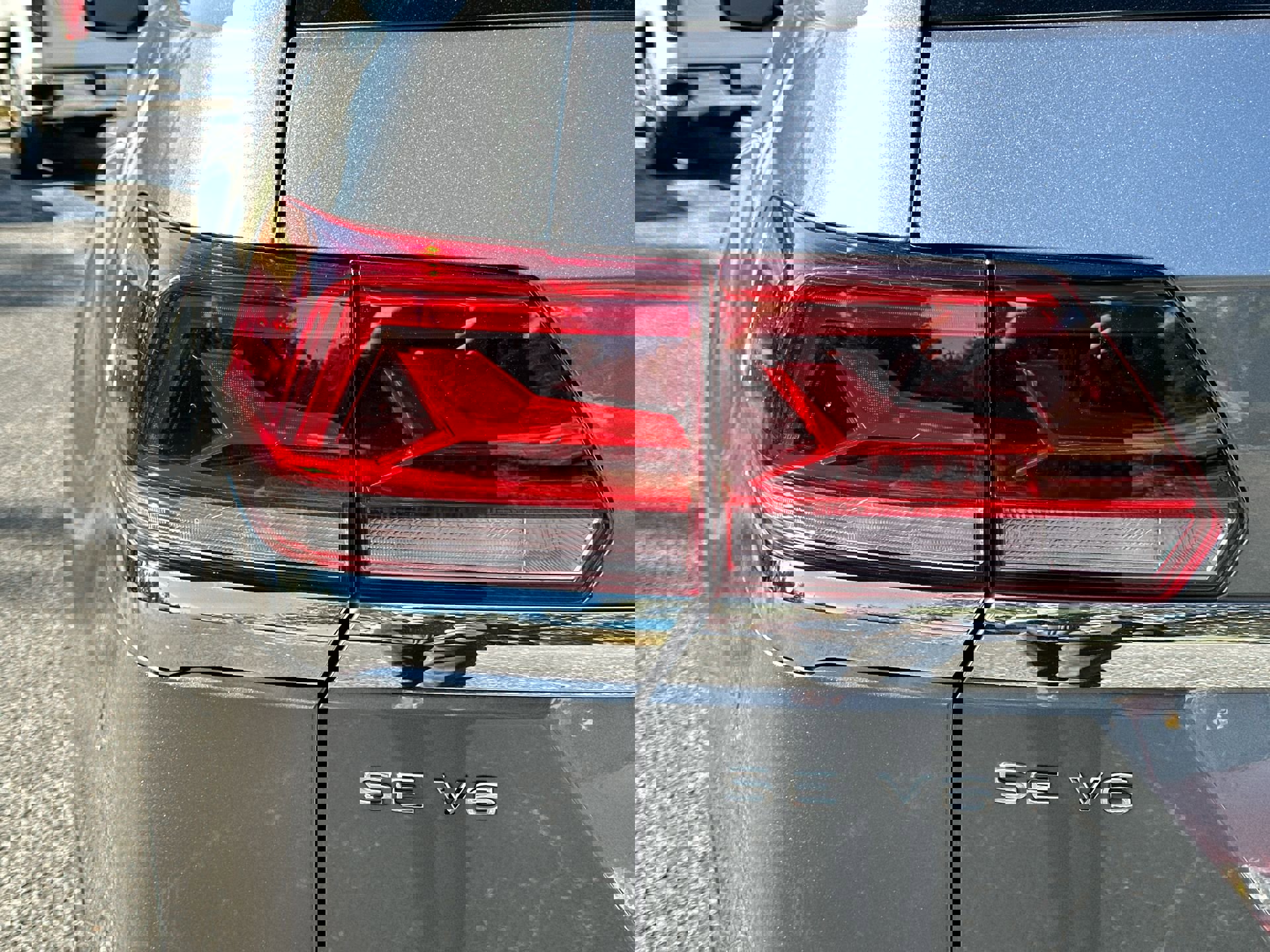 Used 2022 Volkswagen Atlas SE image 8