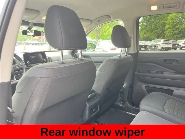 Used 2025 Nissan Pathfinder S AWD/4WD image 83