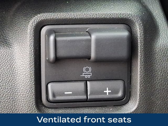 Used 2024 Chevrolet Silverado EV RST AWD/4WD image 11
