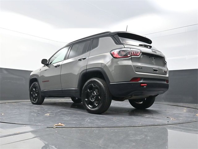 Used 2024 Jeep Compass Trailhawk image 32