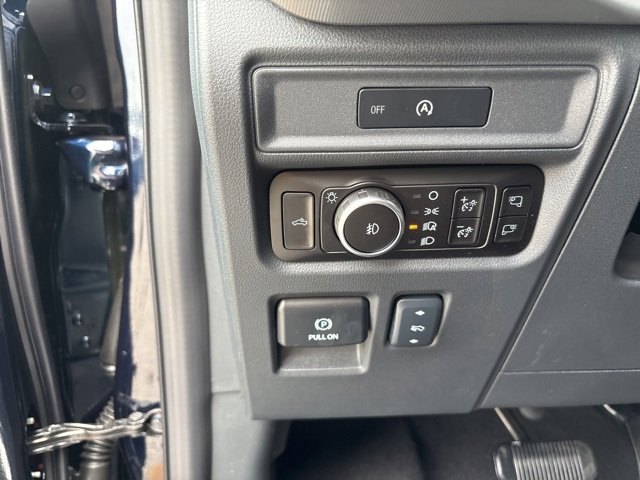 New 2025 Ford F150 Lariat w/ Equipment Group 502A High image 27