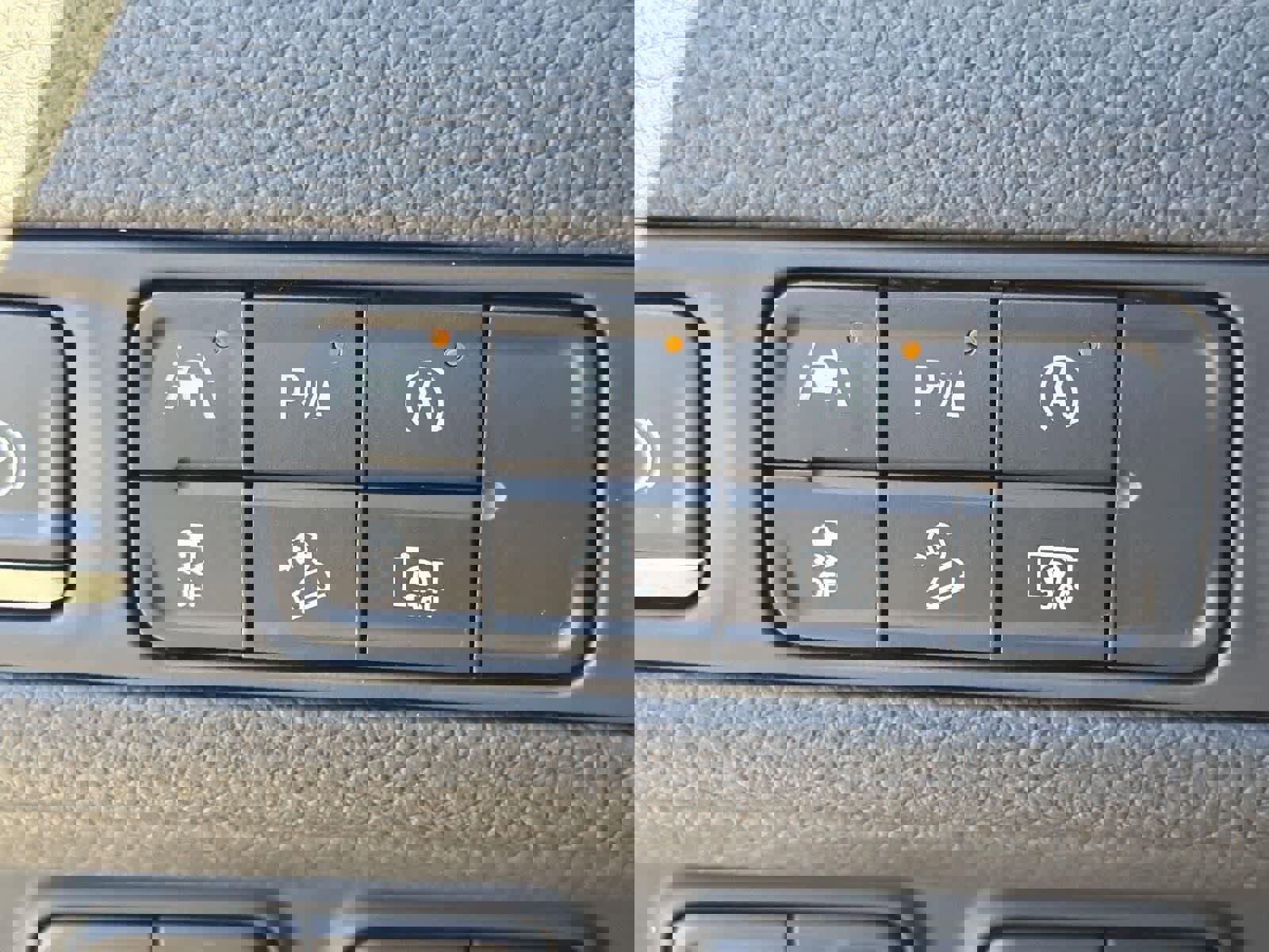 Used 2023 GMC Yukon XL Denali image 21