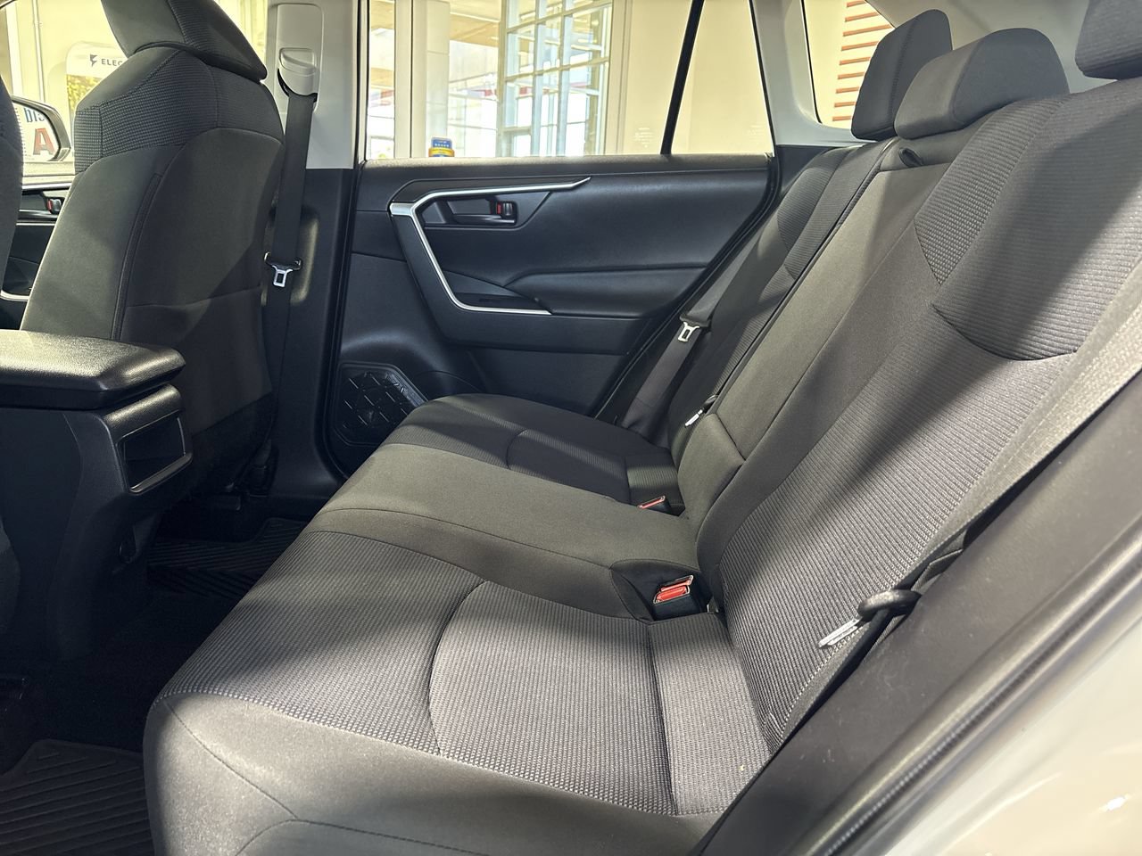 Certified 2019 Toyota RAV4 LE AWD/4WD image 22