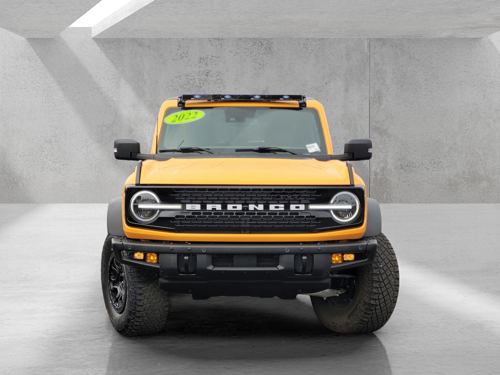 Used 2022 Ford Bronco Wildtrak image 2