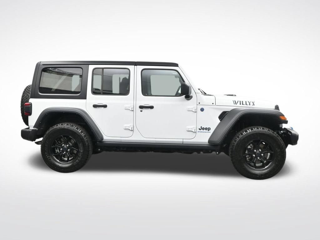 Used 2024 Jeep Wrangler Unlimited AWD/4WD image 4