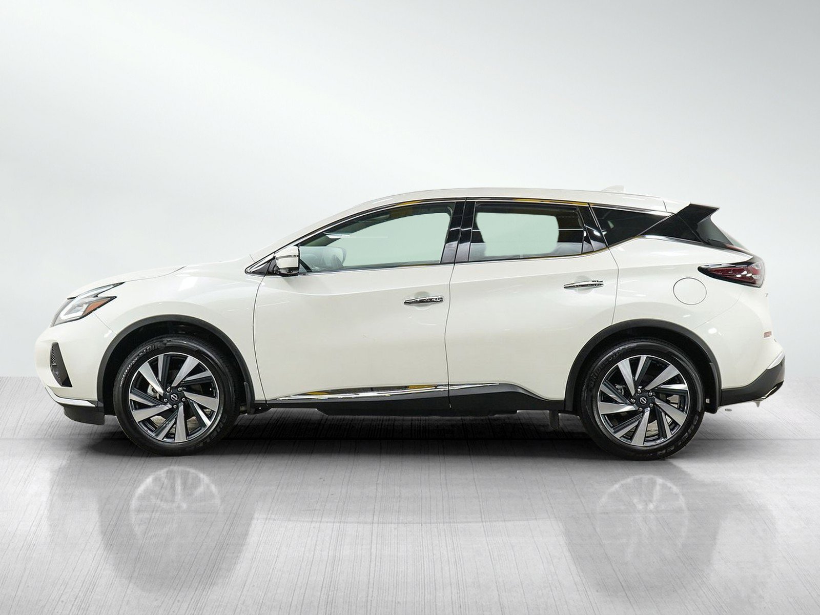 Used 2023 Nissan Murano SL w/ SL Moonroof Package AWD/4WD image 2