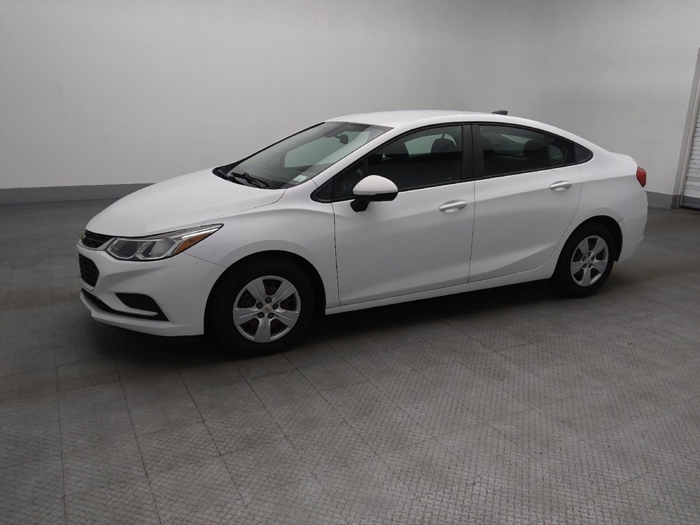 Used 2017 Chevrolet Cruze LS FWD image 2