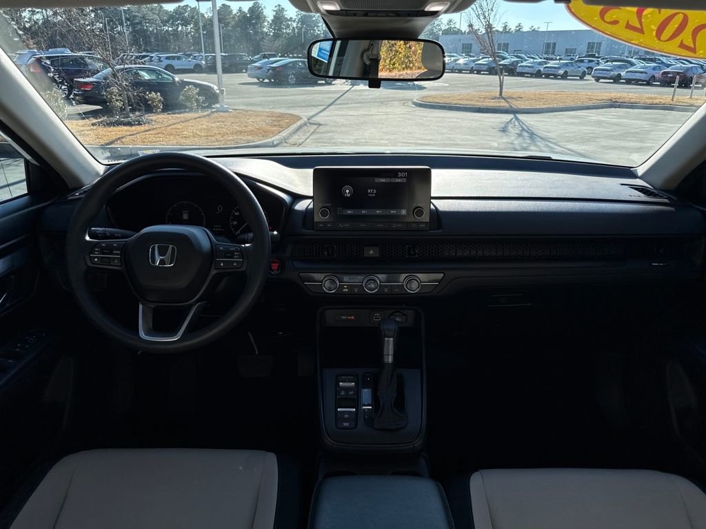 Used 2023 Honda CR-V LX image 16