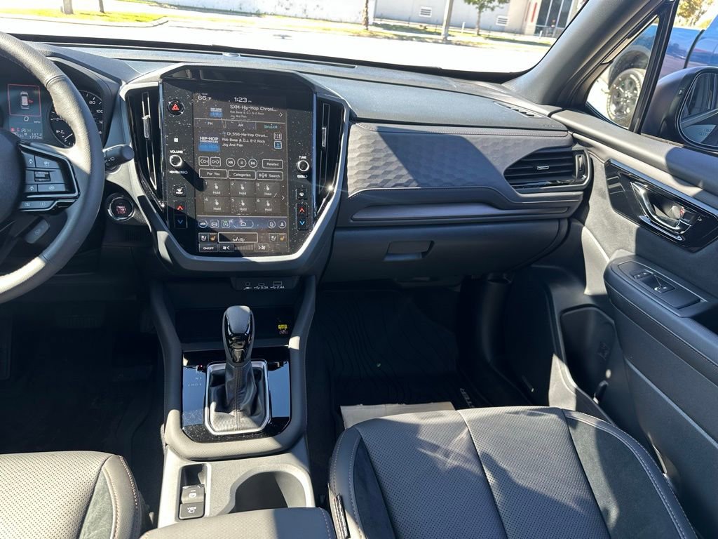 Used 2025 Subaru Forester Touring w/ Popular Package - Touring image 22