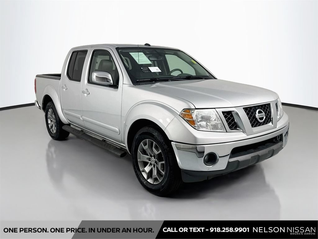 Used 2019 Nissan Frontier SL RWD image 3