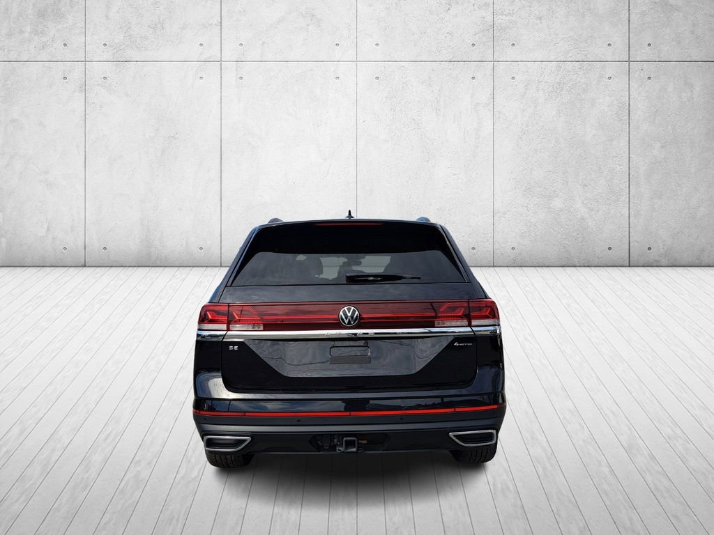 Used 2025 Volkswagen Atlas SE image 6
