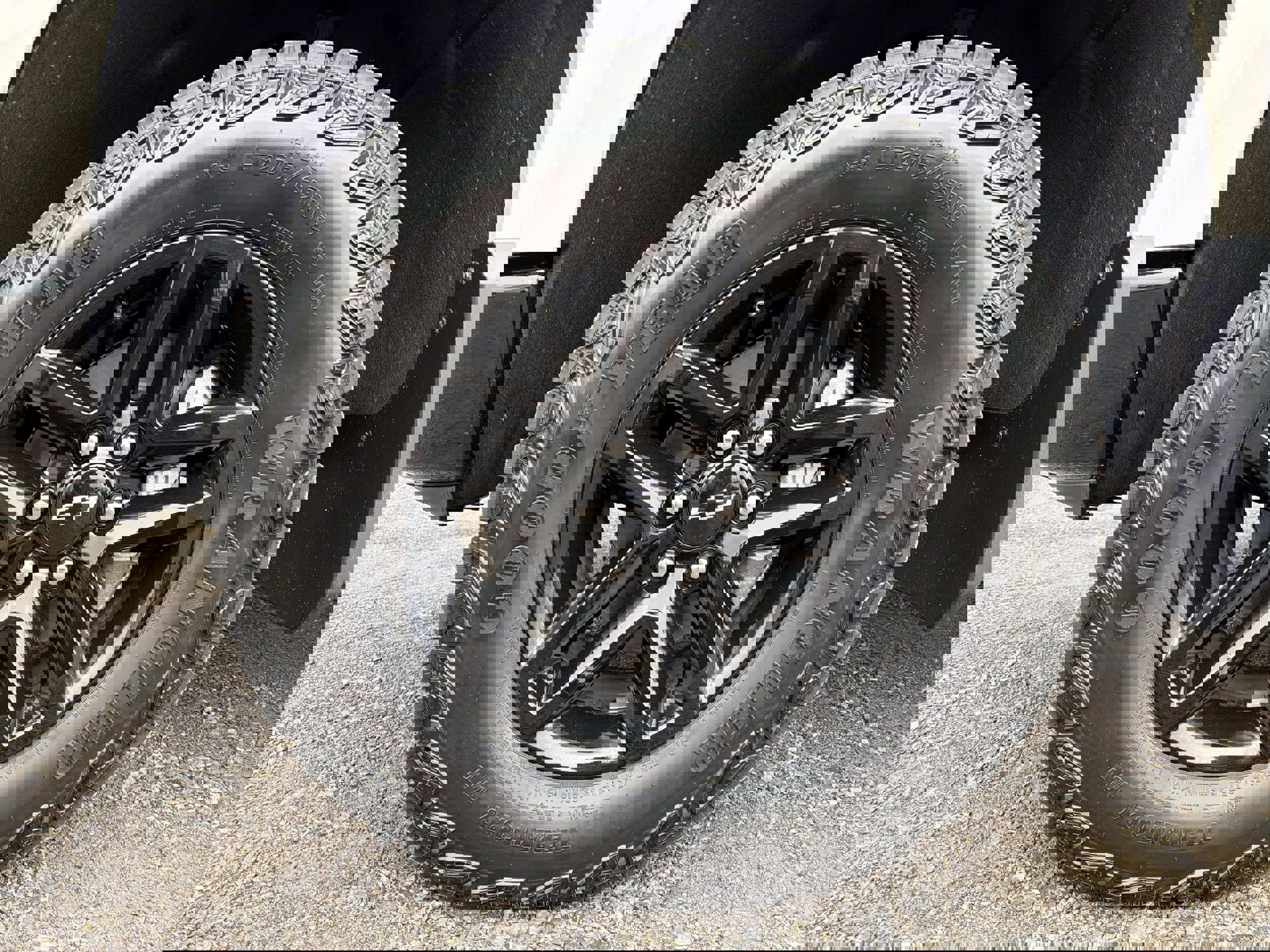 New 2026 Chevrolet Silverado 1500 Custom Trail Boss w/ LPO, Dark Essentials Package image 10