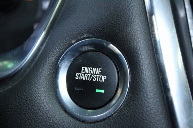 Used 2023 Chevrolet Traverse RS image 26