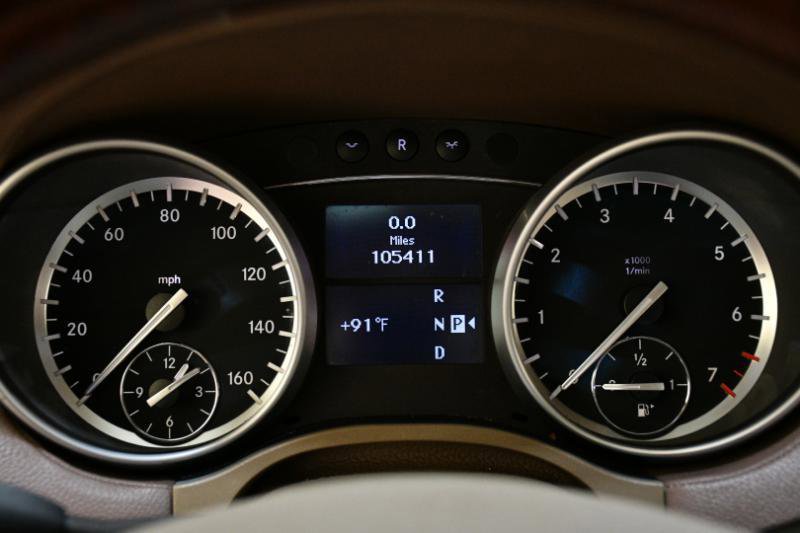 Used 2012 Mercedes-Benz GL 450 4MATIC image 23