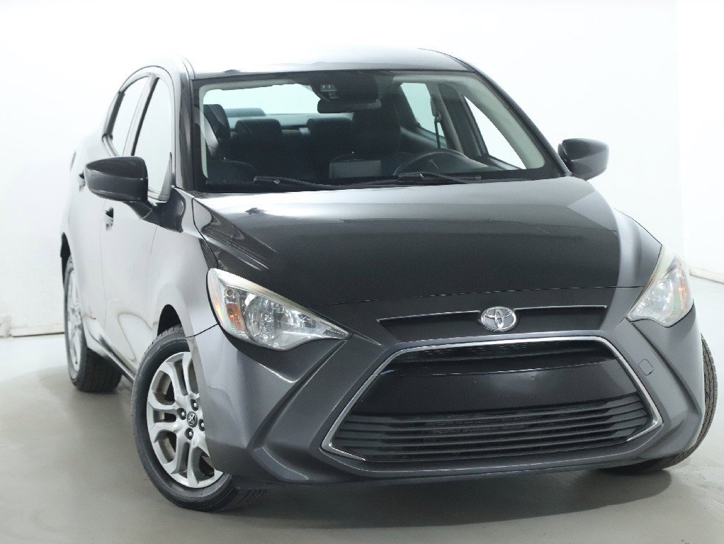 Used 2018 Toyota Yaris iA image 1