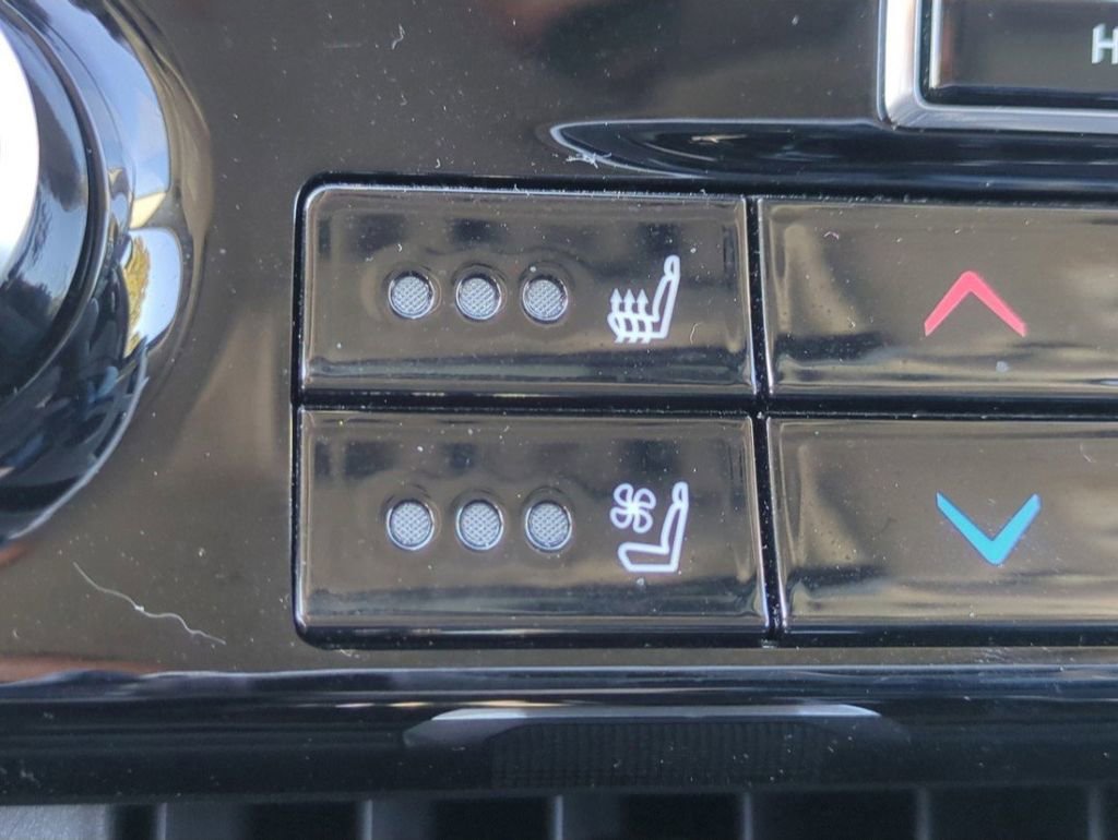 Used 2022 Toyota Highlander Platinum image 27