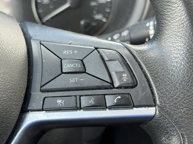 Used 2021 Nissan Kicks SV FWD image 22