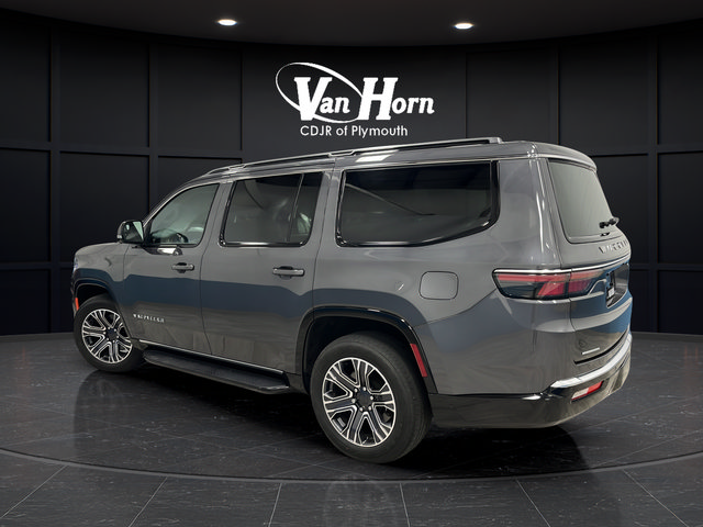 Used 2023 Jeep Wagoneer 4WD w/ Premium Group I image 5