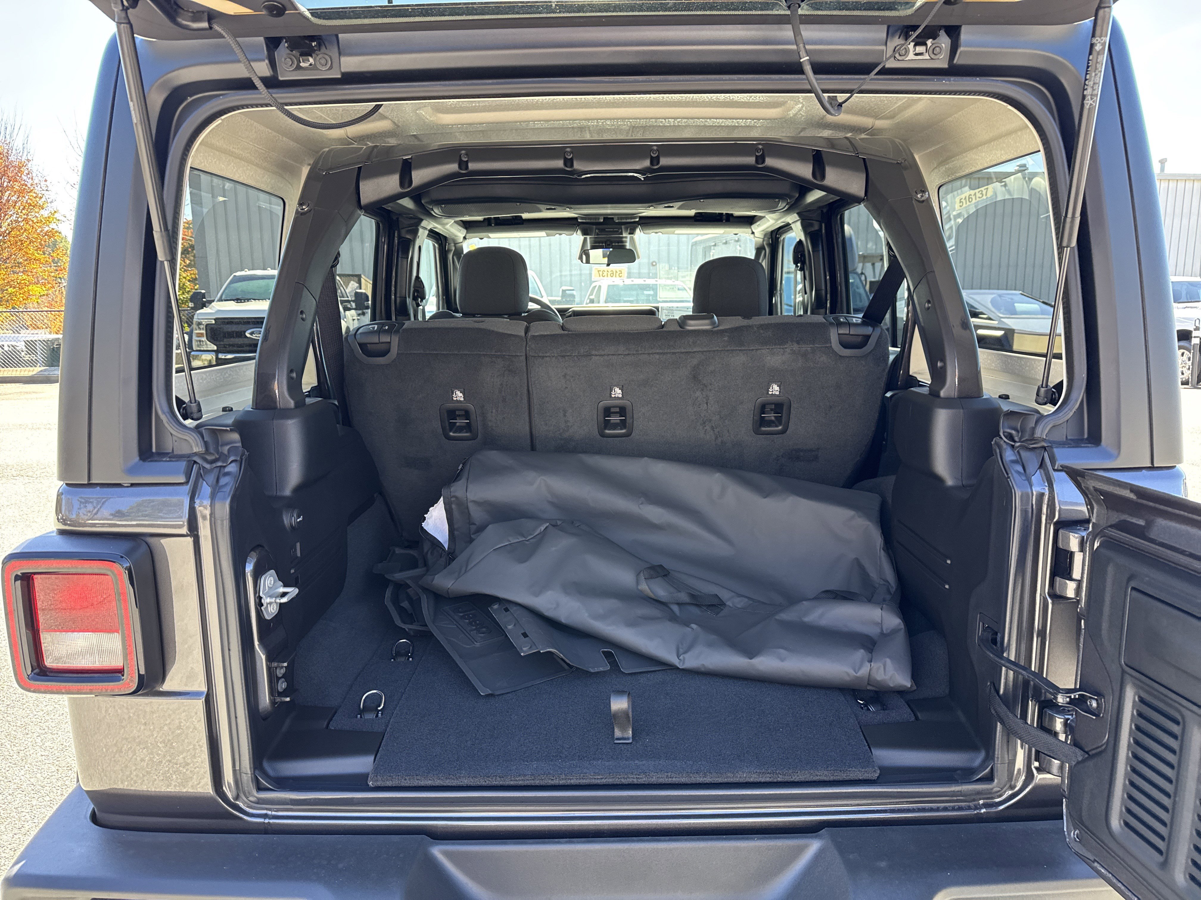 New 2025 Jeep Wrangler Sport S AWD/4WD image 23
