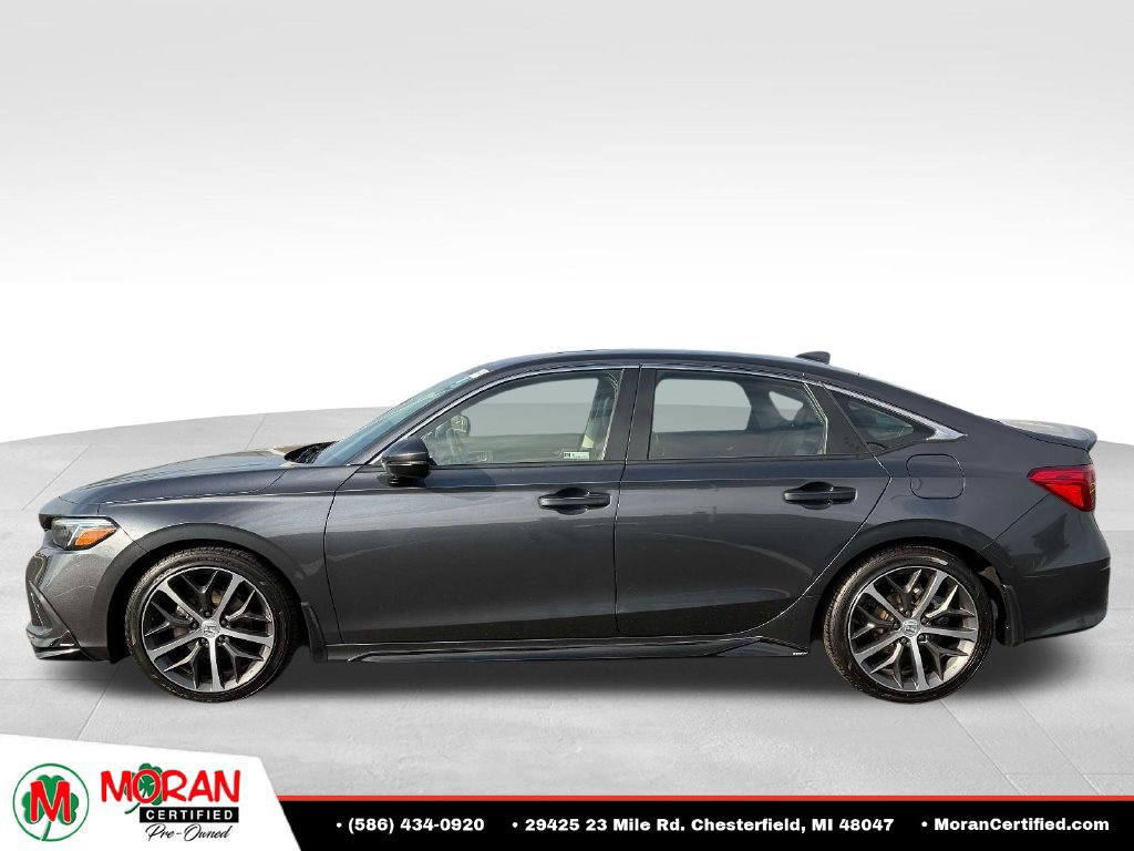 Used 2022 Honda Civic Touring image 2