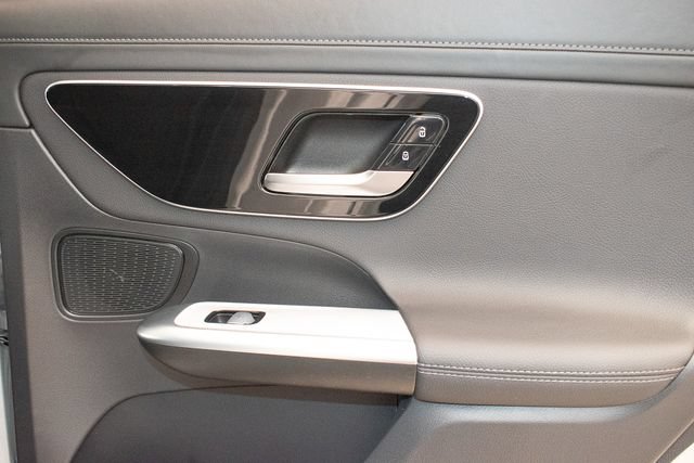 Used 2023 Mercedes-Benz GLC 300 4MATIC w/ AMG Line image 13