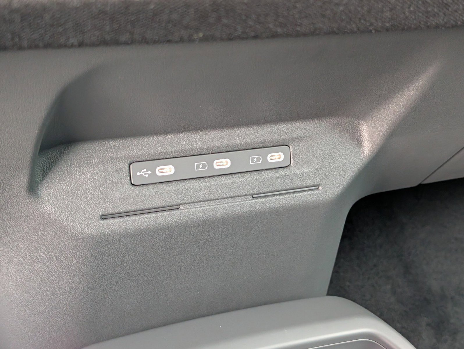 New 2027 Kia EV3 Land AWD/4WD image 10