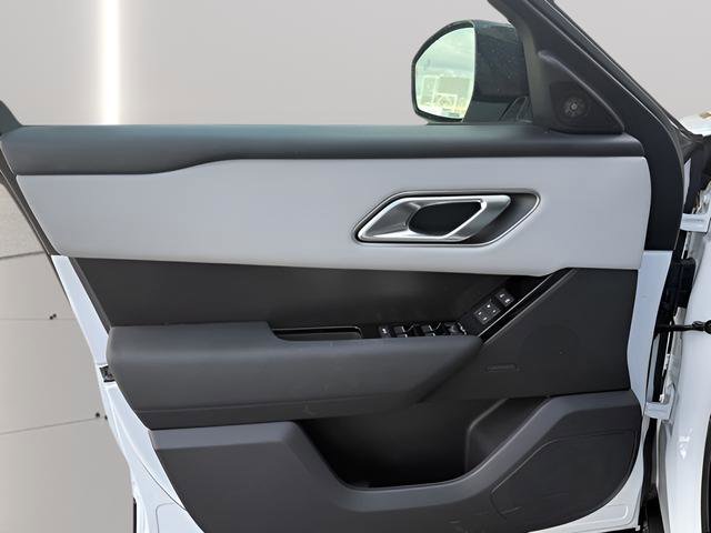 Certified 2026 Land Rover Range Rover Velar Dynamic SE image 11