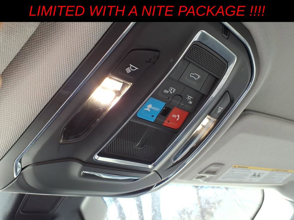 Used 2023 Jeep Grand Cherokee Limited w/ Luxury Tech Group II image 20