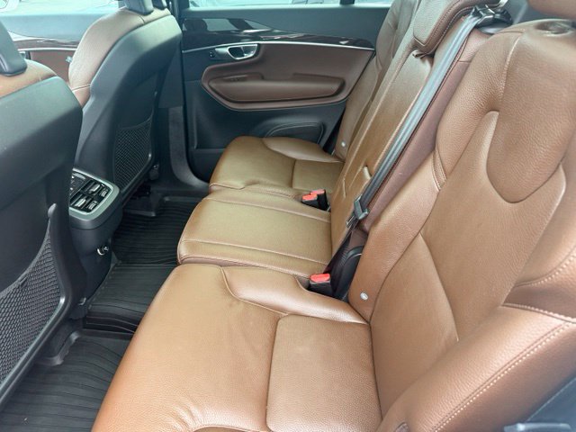 Used 2019 Volvo XC90 T6 Momentum w/ Advanced Package AWD/4WD image 13