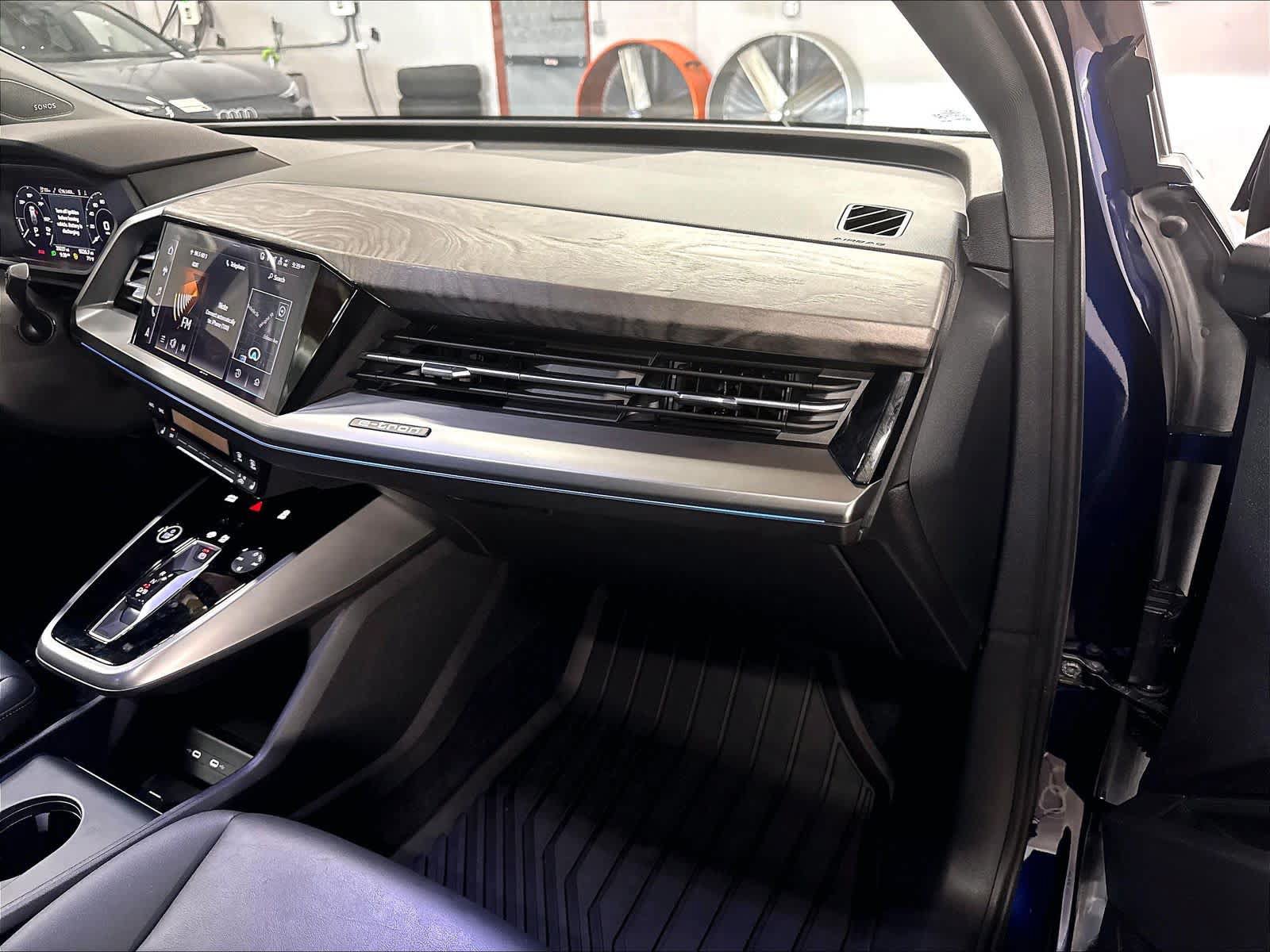 Used 2023 Audi Q4 e-tron Premium Plus w/ Premium Plus RWD image 17