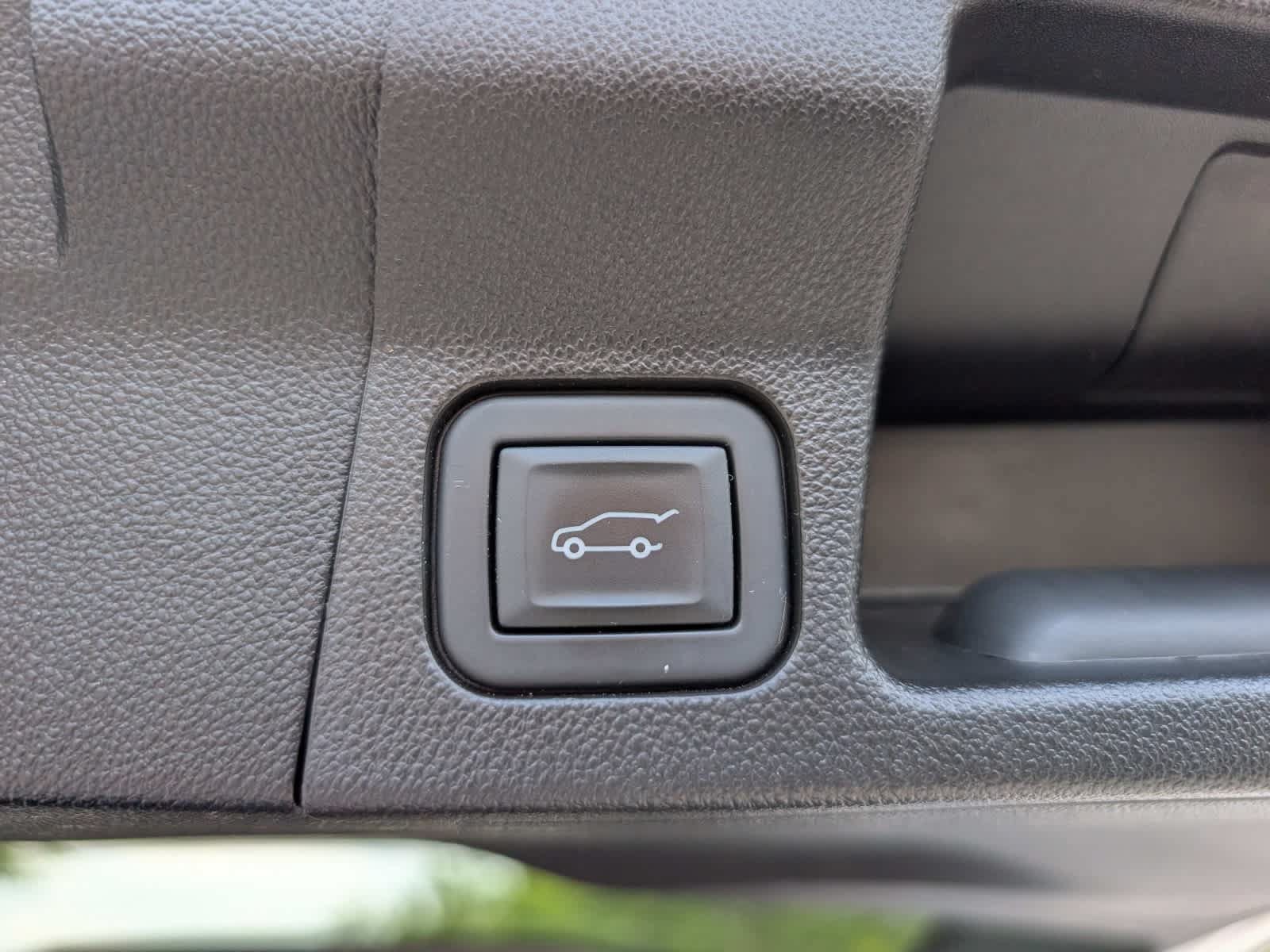 Certified 2023 GMC Acadia SLT AWD/4WD image 12