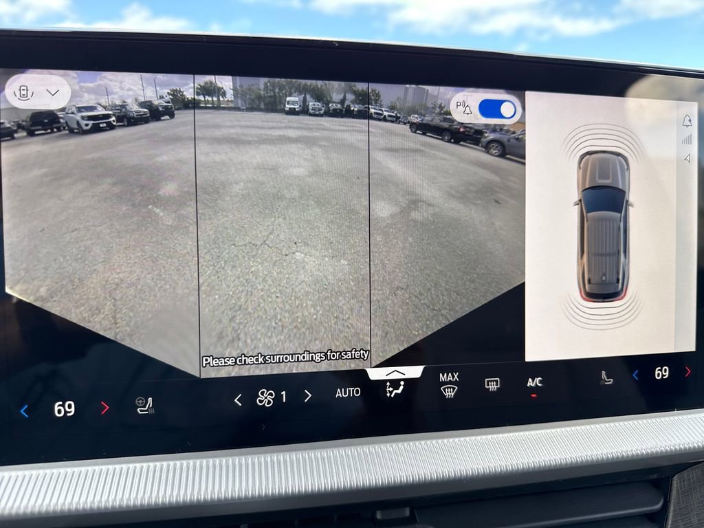 New 2026 Ford Explorer Platinum image 25