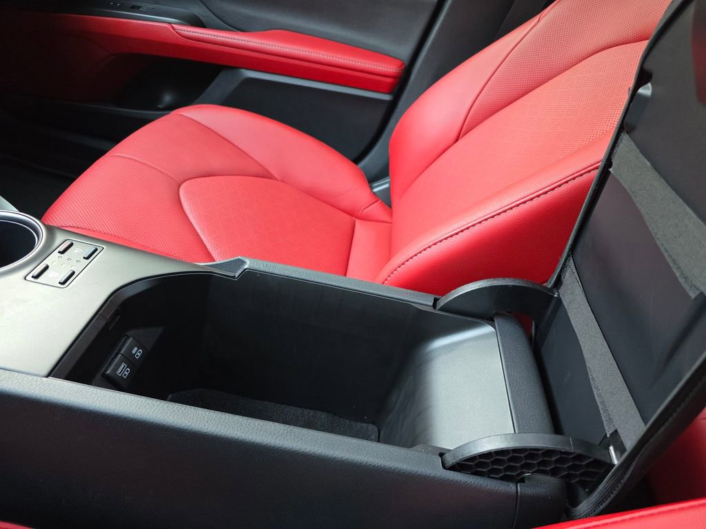 Used 2024 Toyota Camry XSE image 35