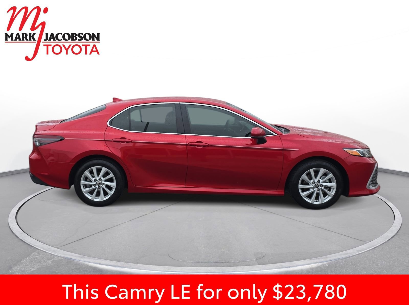 Used 2024 Toyota Camry LE image 7