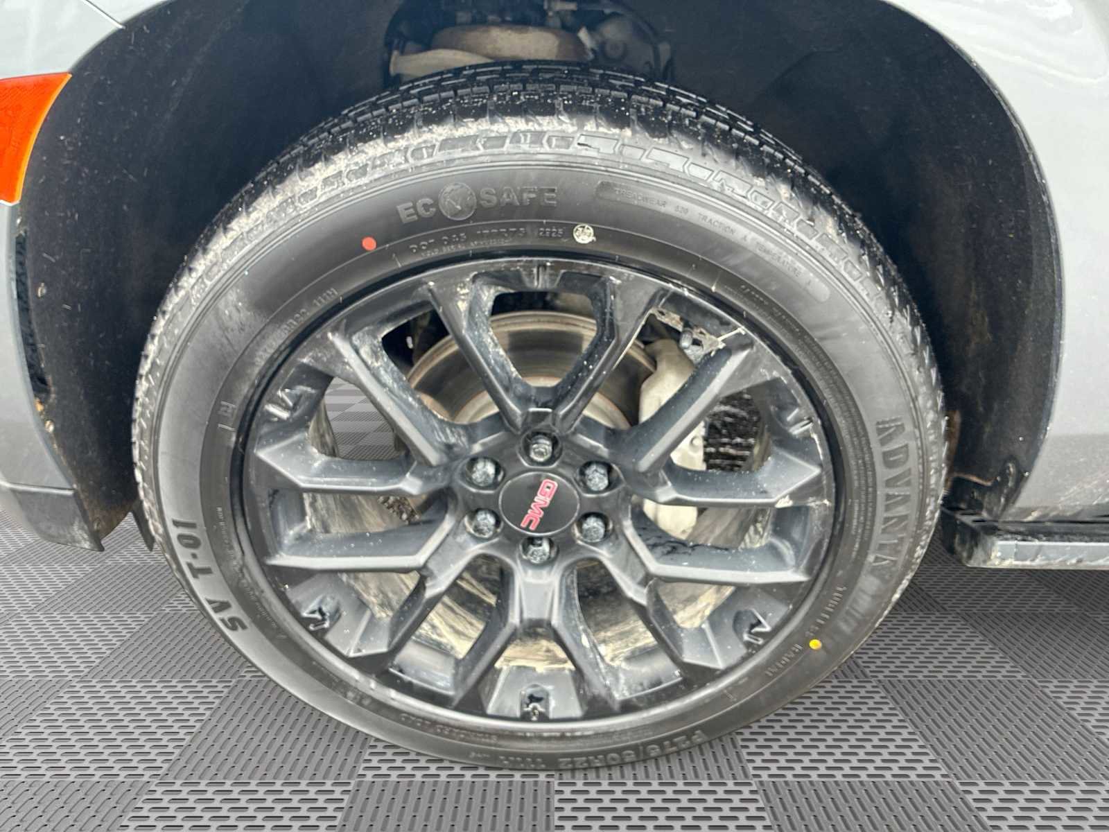 Certified 2022 GMC Yukon Denali image 39