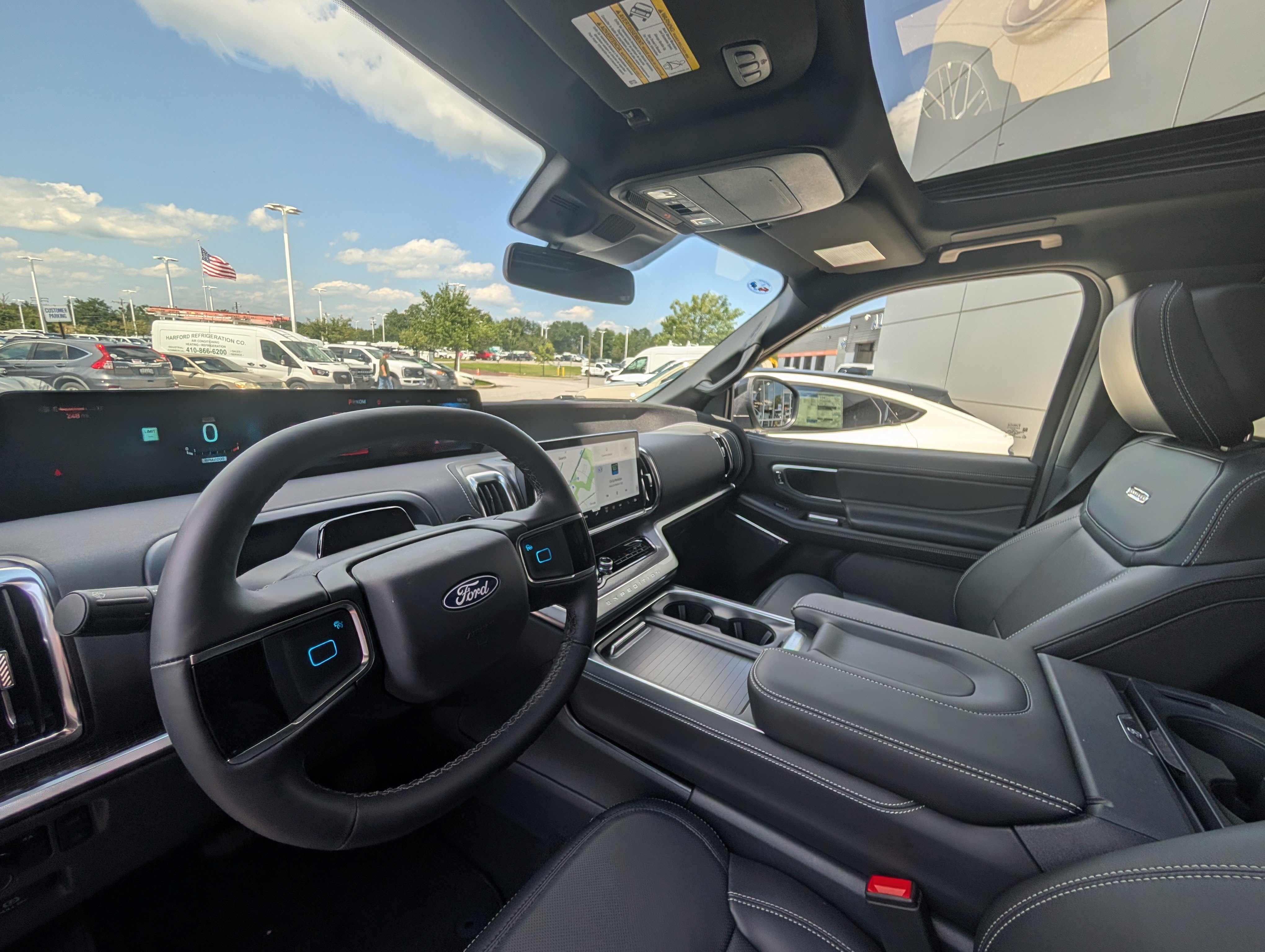 New 2027 Ford Expedition Platinum w/ Stealth Appearance Package AWD/4WD image 14