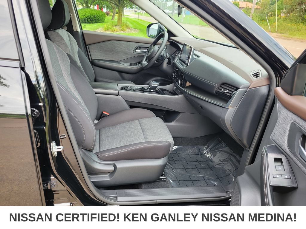 Certified 2021 Nissan Rogue SV AWD/4WD image 48