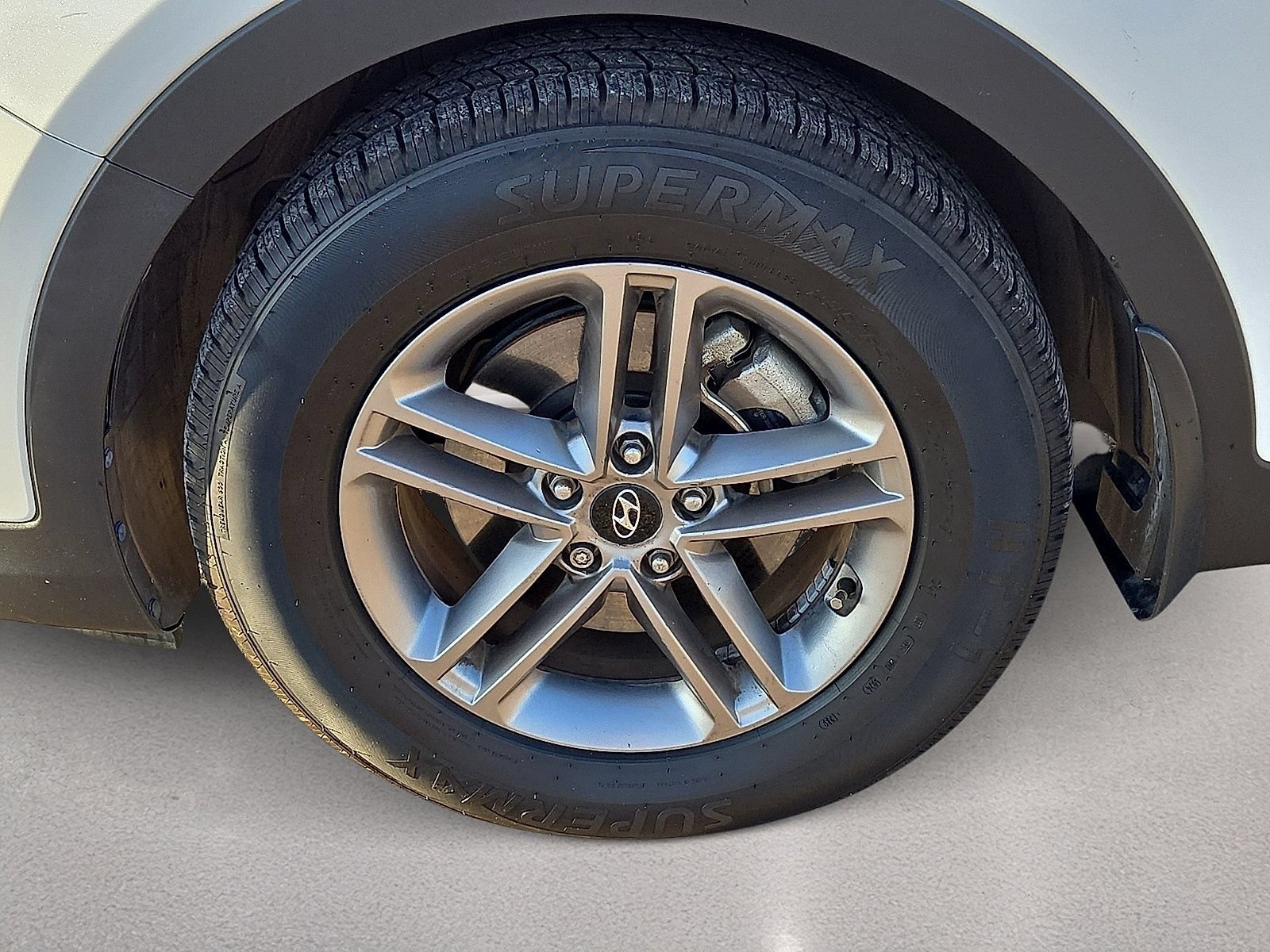 Used 2017 Hyundai Santa Fe Sport FWD image 10