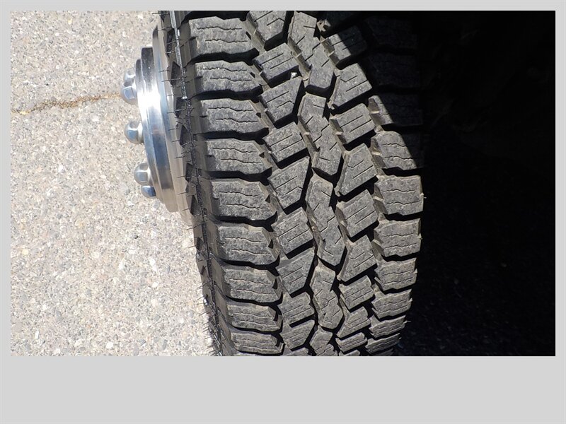 Used 2014 RAM 3500 Tradesman w/ Chrome Appearance Group AWD/4WD image 10